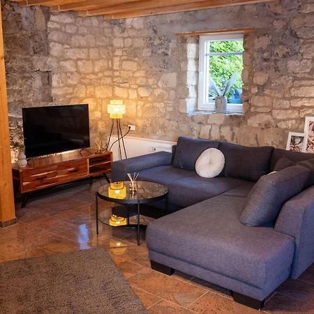Vulkan-Lodge Ferienhaus Rieden  エクステリア 写真