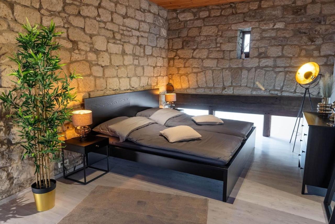 Vulkan-Lodge Ferienhaus Rieden  エクステリア 写真